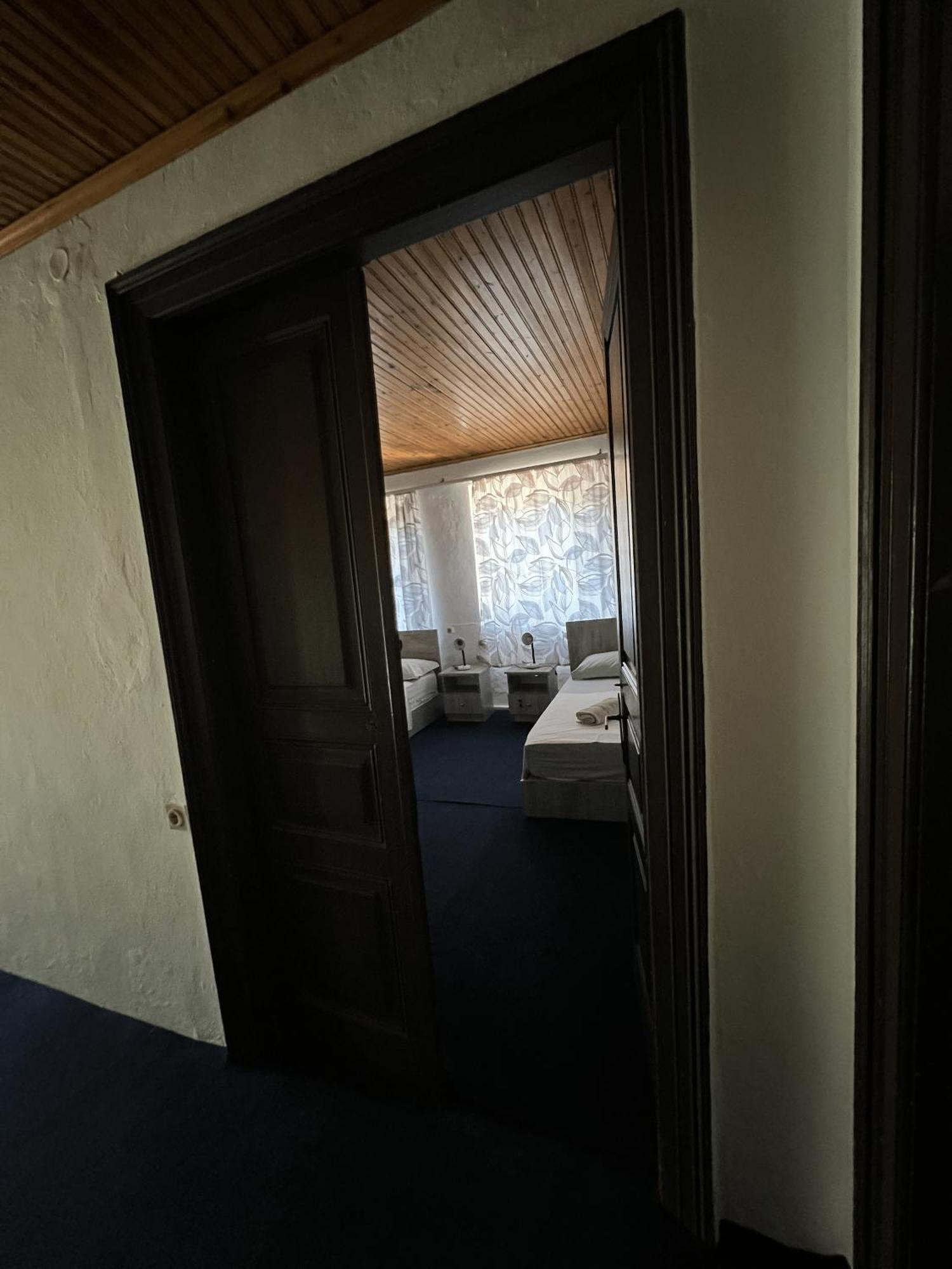 Onetwosleep Guesthouse Shkoder Luaran gambar