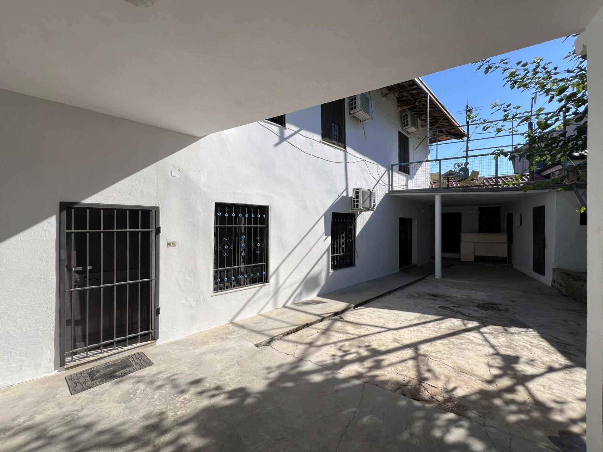 Onetwosleep Guesthouse Shkoder Luaran gambar