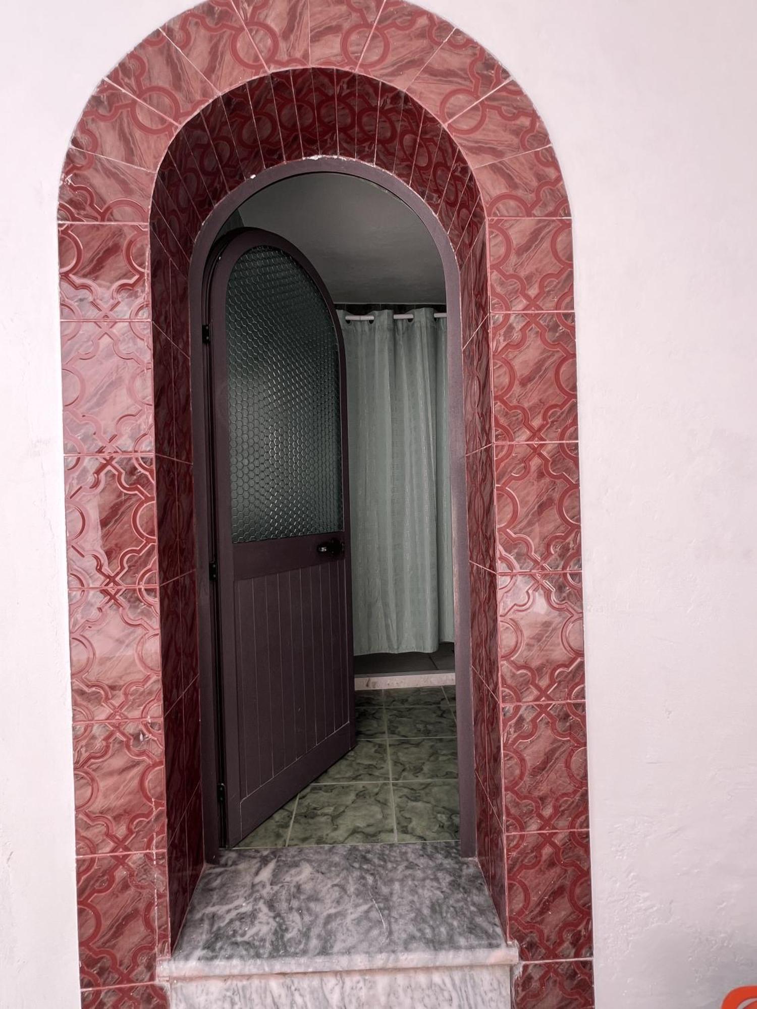 Onetwosleep Guesthouse Shkoder Luaran gambar