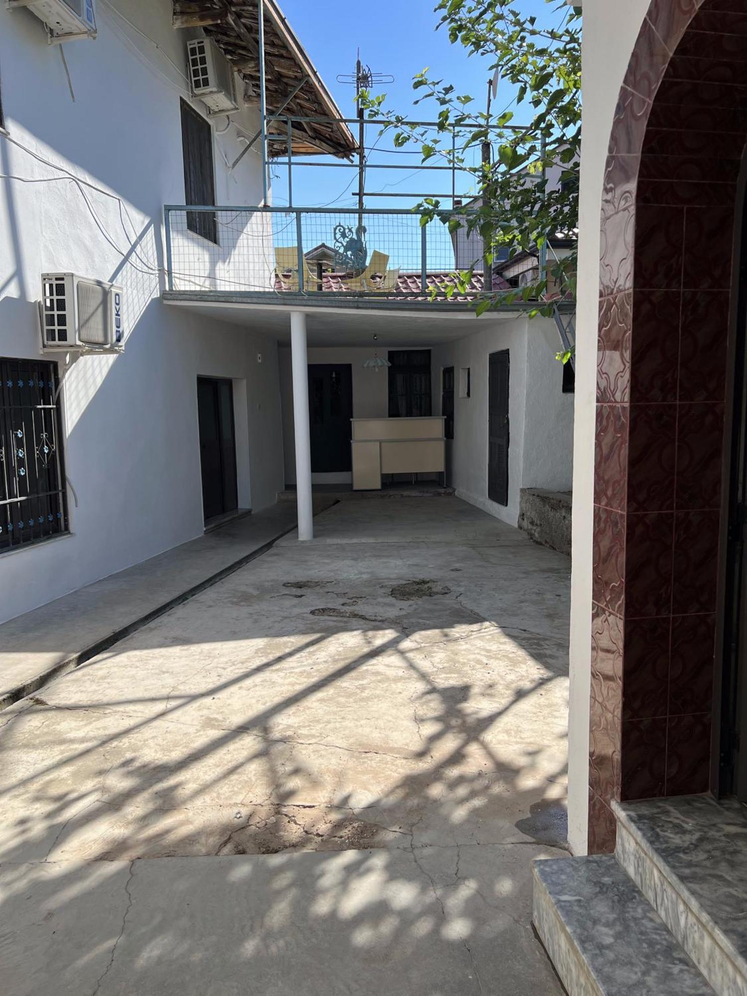 Onetwosleep Guesthouse Shkoder Luaran gambar